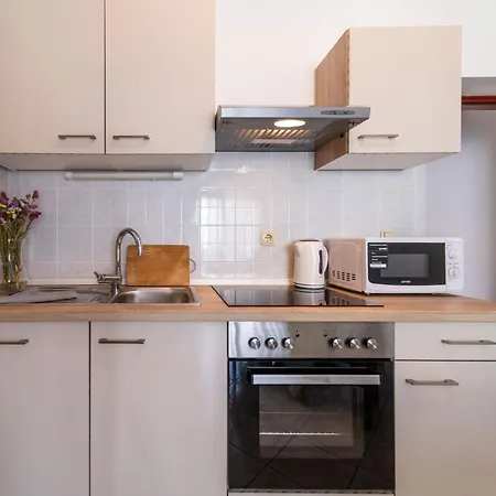 アパート With Parking Space Rab - 24367 *